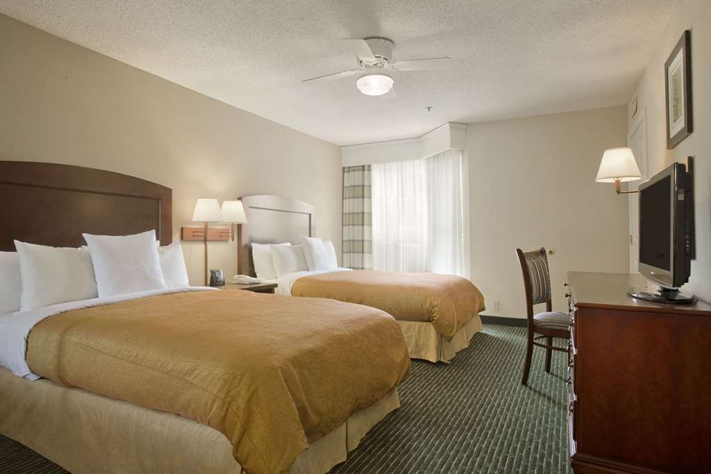Homewood Suites By Hilton Hartford-Farmington Room photo