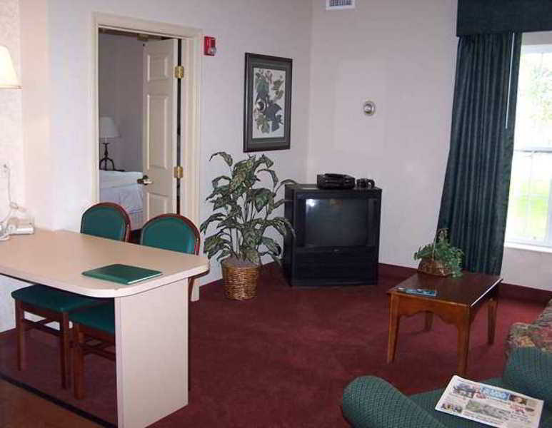 Homewood Suites By Hilton Hartford-Farmington Room photo